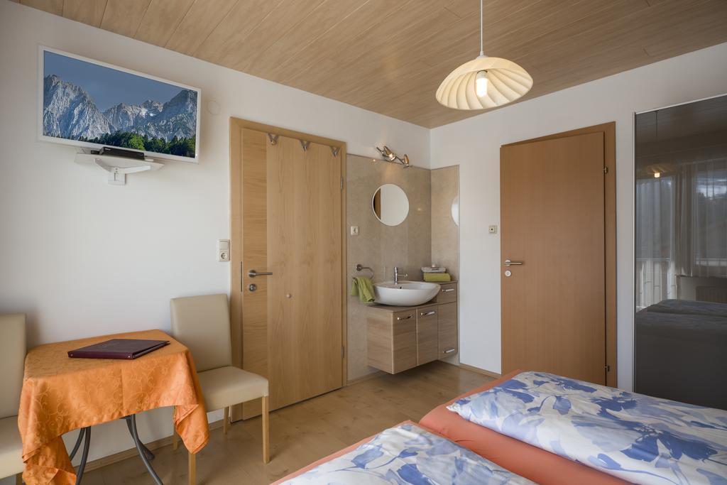 Hotel Haus Enzian à Thiersee Extérieur photo
